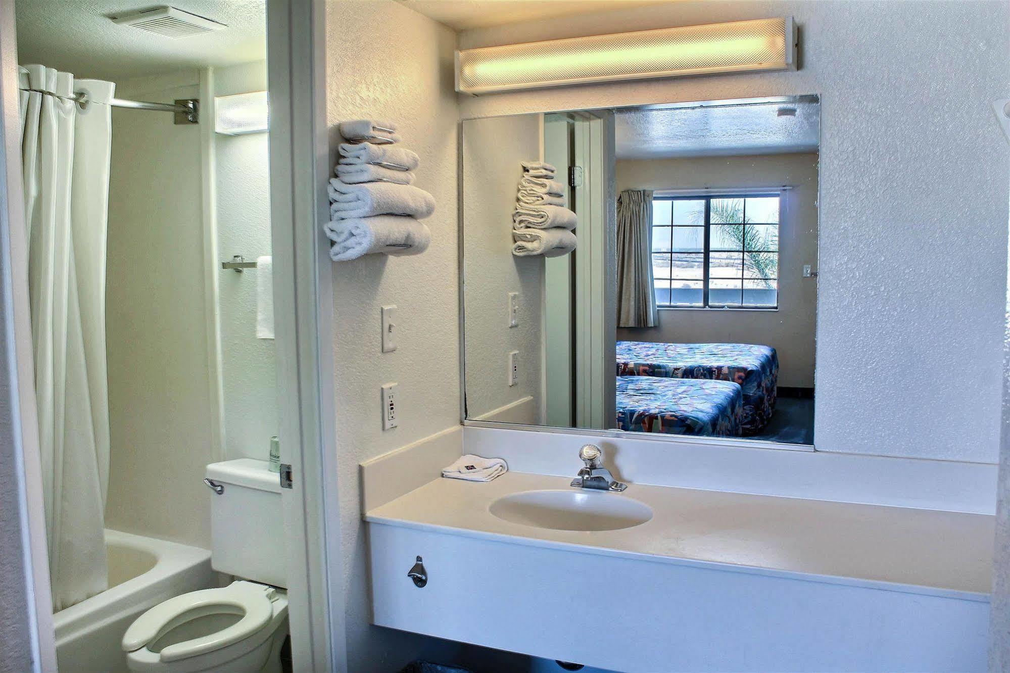 Vagabond Inn Buttonwillow North I-5 Exteriér fotografie
